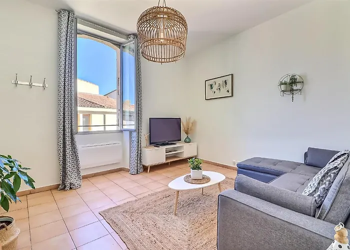 Appartement Le Regordane - 4 Personnes - Centre Wifi Cosy